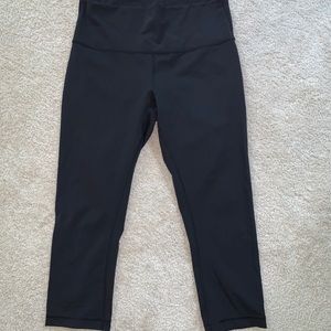 lululemon Black Cropped Wunder Under Leggings